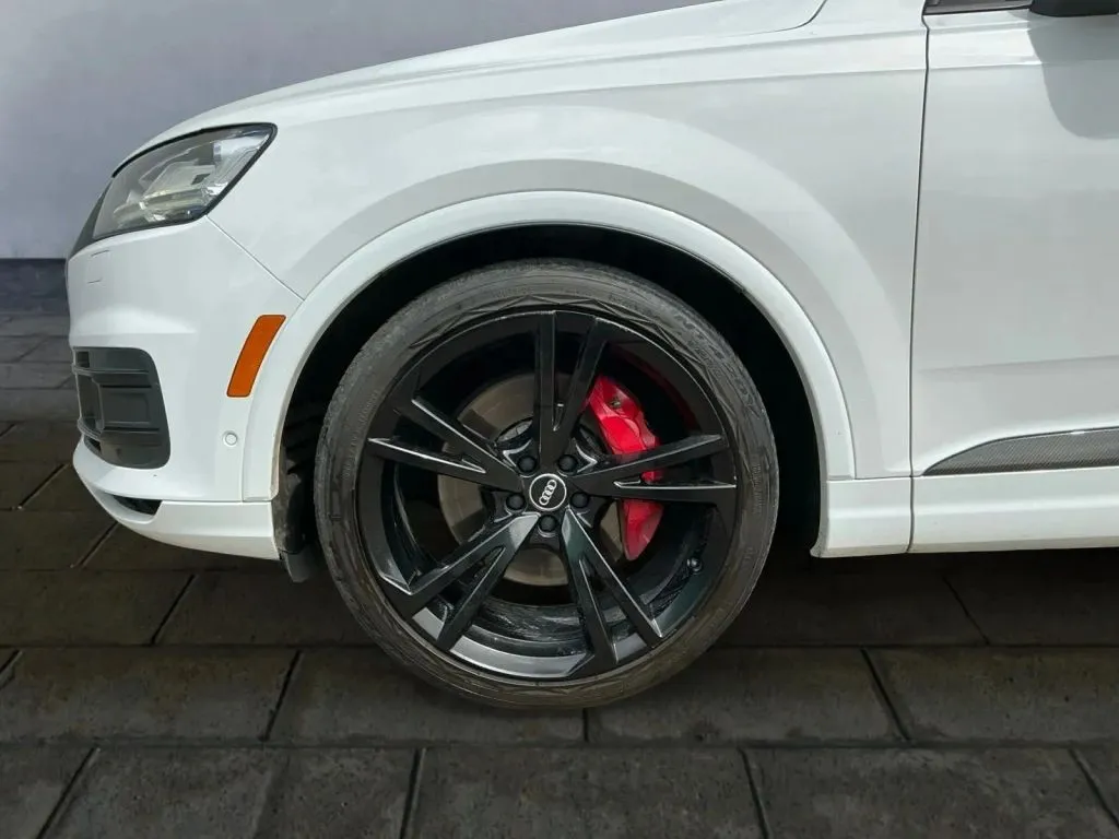 Audi Q7 photo 24