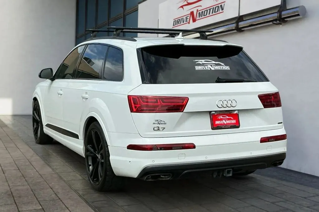 Audi Q7 photo 6
