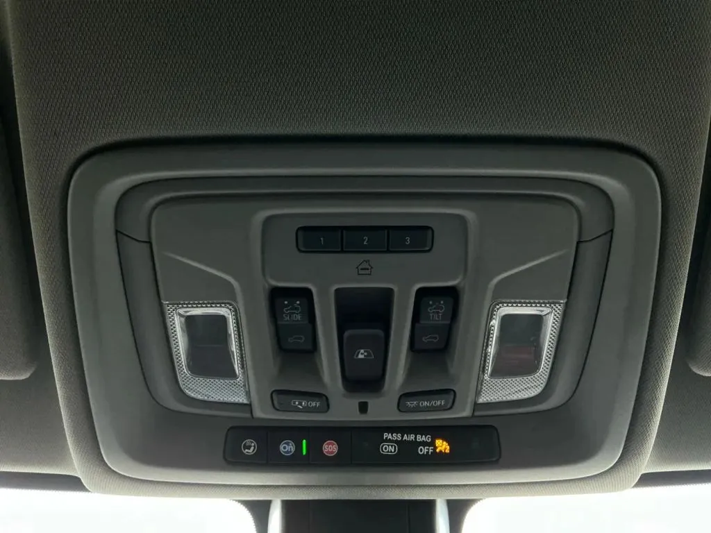GMC Sierra photo 37