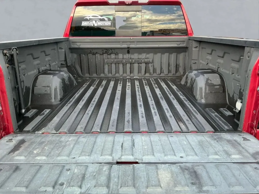GMC Sierra photo 19