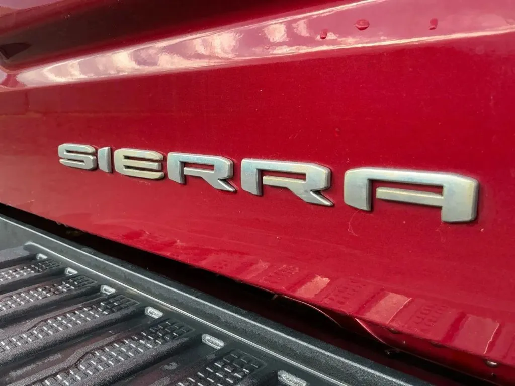 GMC Sierra photo 39