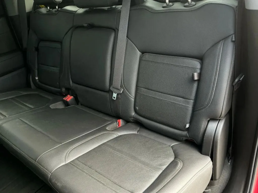 GMC Sierra photo 16