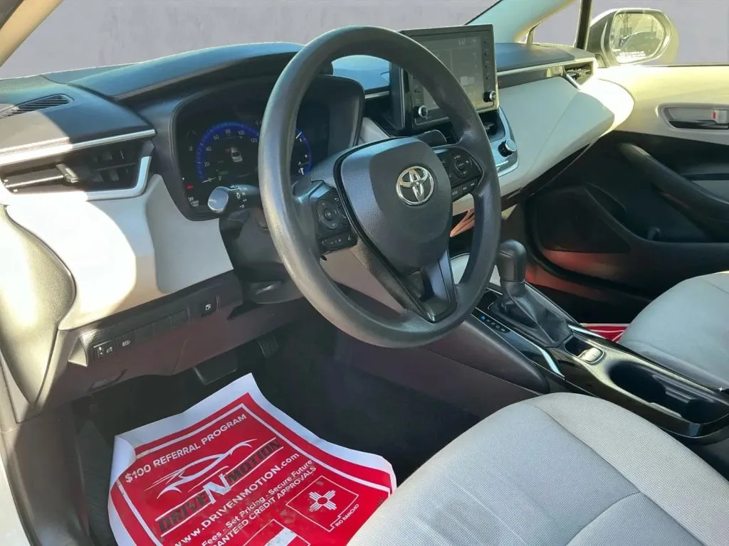 Toyota Corolla photo 13