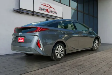 More photos of 2017 Toyota Prius Prime Plus Hatchback 4D at Drive N-Motion Thornton, CO