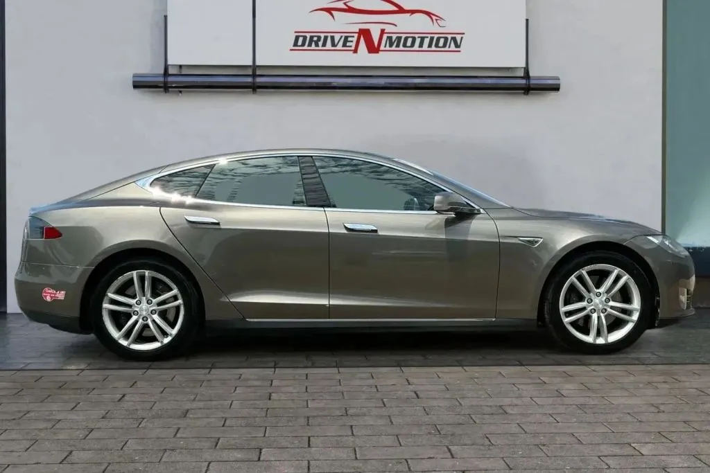 Another view of 2015 Tesla Model S 85 Sedan 4D for sale in Thornton, CO at Drive N-Motion Thornton
