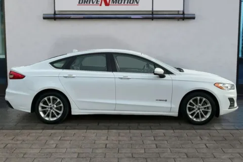 Another view of 2019 Ford Fusion SE Hybrid Sedan 4D for sale in Thornton, CO at Drive N-Motion Thornton