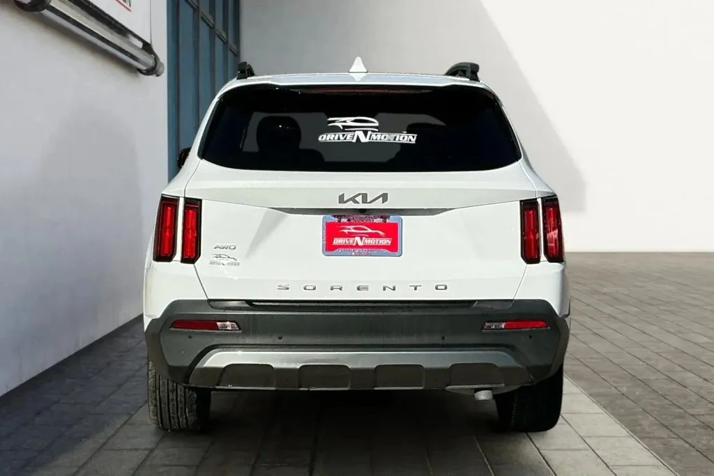 More photos of 2022 Kia Sorento X-Line SX-Prestige Sport Utility 4D at Drive N-Motion Thornton, CO