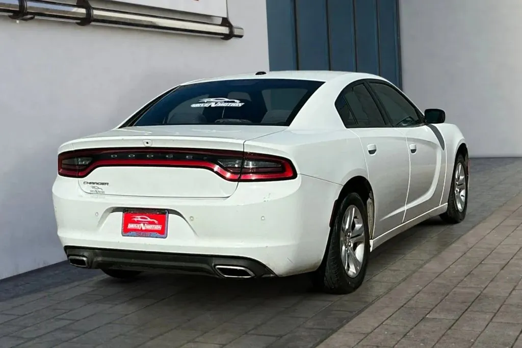 More photos of 2020 Dodge Charger SXT Sedan 4D at Drive N-Motion Thornton, CO
