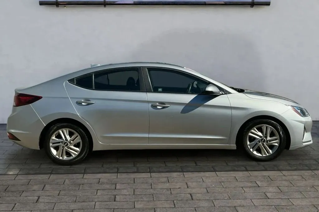 Another view of 2020 Hyundai Elantra SEL Sedan 4D for sale in Thornton, CO at Drive N-Motion Thornton