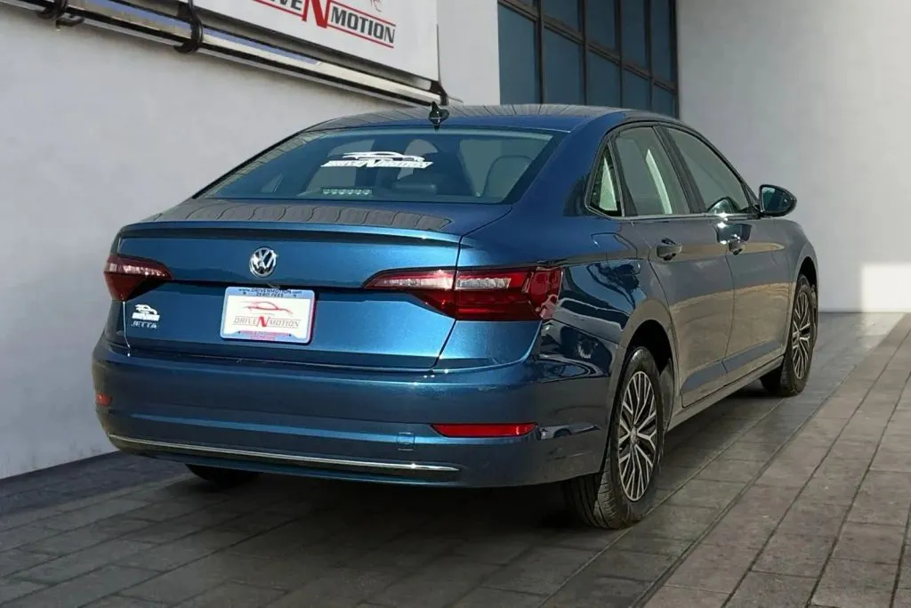 More photos of 2021 Volkswagen Jetta 1.4T R-Line Sedan 4D at Drive N-Motion Thornton, CO