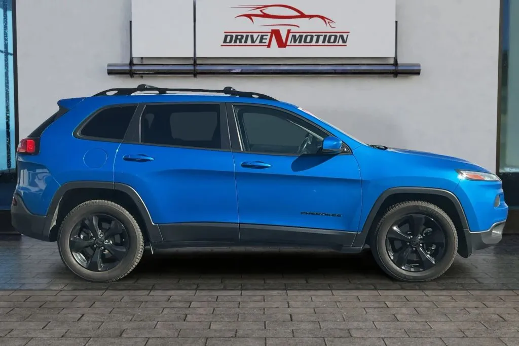 Another view of 2018 Jeep Cherokee Limited Sport Utility 4D for sale in Thornton, CO at Drive N-Motion Thornton