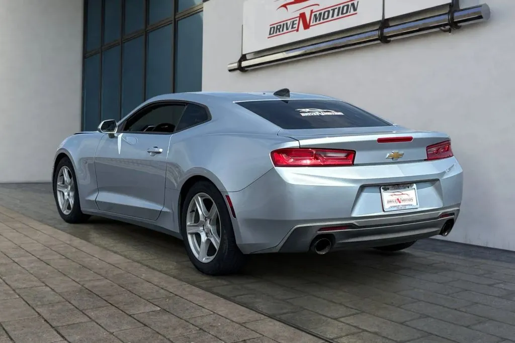 More photos of 2018 Chevrolet Camaro LT Coupe 2D at Drive N-Motion Thornton, CO