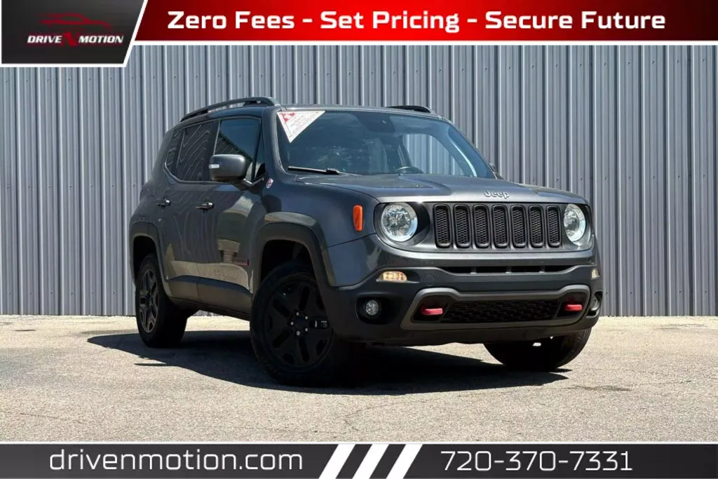 Gray 2018 Jeep Renegade Trailhawk Sport Utility 4D for sale in Thornton, CO