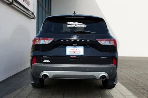 More photos of 2022 Ford Escape SEL Hybrid Sport Utility 4D at Drive N-Motion Thornton, CO