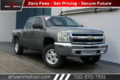 Gray 2013 Chevrolet Silverado 1500 Crew Cab LT Pickup 4D 5 3/4 ft for sale in Thornton, CO