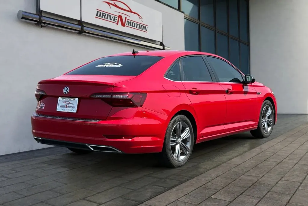More photos of 2020 Volkswagen Jetta 1.4T R-Line Sedan 4D at Drive N-Motion Thornton, CO