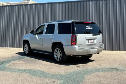 More photos of 2014 GMC Yukon Denali Sport Utility 4D at Drive N-Motion Thornton, CO