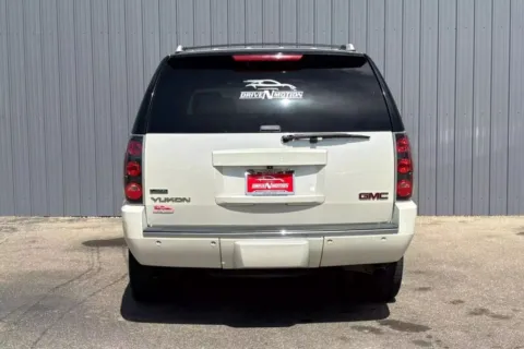 More photos of 2011 GMC Yukon Denali Sport Utility 4D at Drive N-Motion Thornton, CO