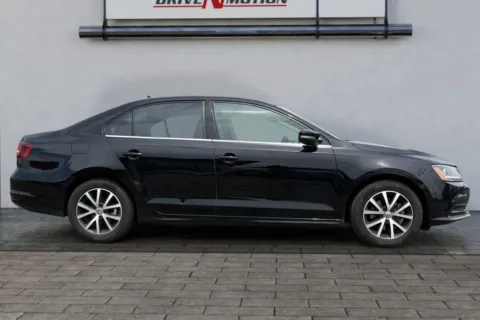 Photos of 2017 Volkswagen Jetta 1.4T SE Sedan 4D for sale in Thornton, CO at Drive N-Motion Thornton