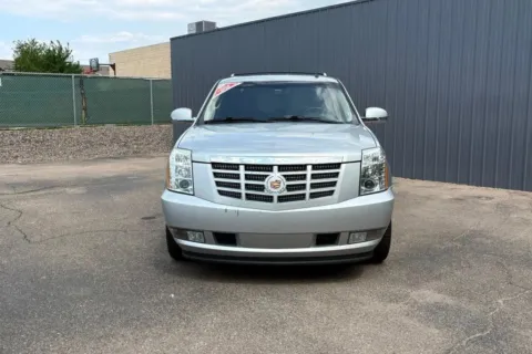 More photos of 2013 Cadillac Escalade Luxury Sport Utility 4D at Drive N-Motion Thornton, CO