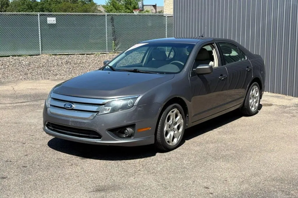 More photos of 2011 Ford Fusion SE Sedan 4D at Drive N-Motion Thornton, CO
