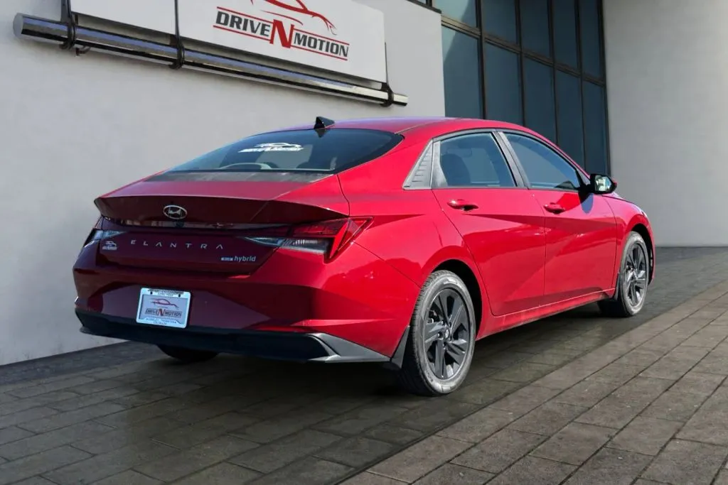 More photos of 2022 Hyundai Elantra Blue HEV Sedan 4D at Drive N-Motion Thornton, CO