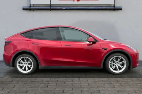 Photos of 2021 Tesla Model Y Long Range Sport Utility 4D for sale in Thornton, CO at Drive N-Motion Thornton