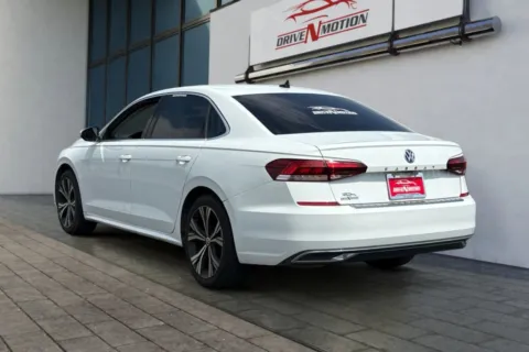 More photos of 2022 Volkswagen Passat SE Sedan 4D at Drive N-Motion Thornton, CO