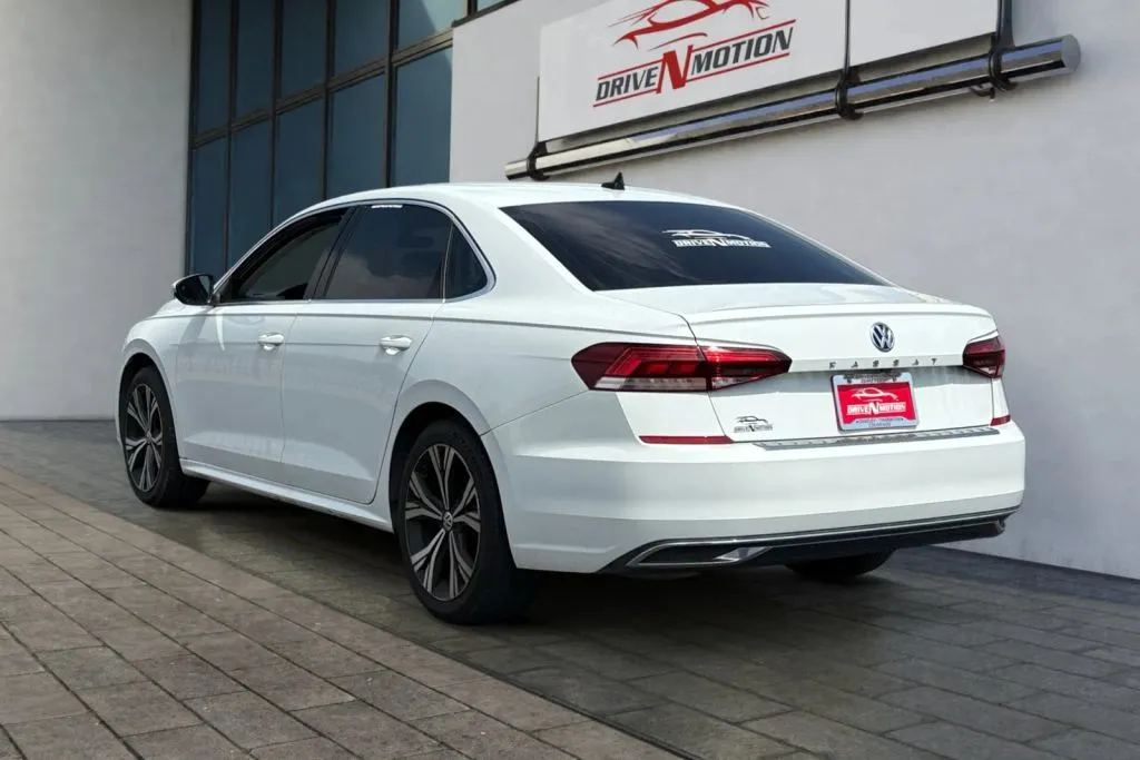 More photos of 2022 Volkswagen Passat SE Sedan 4D at Drive N-Motion Thornton, CO