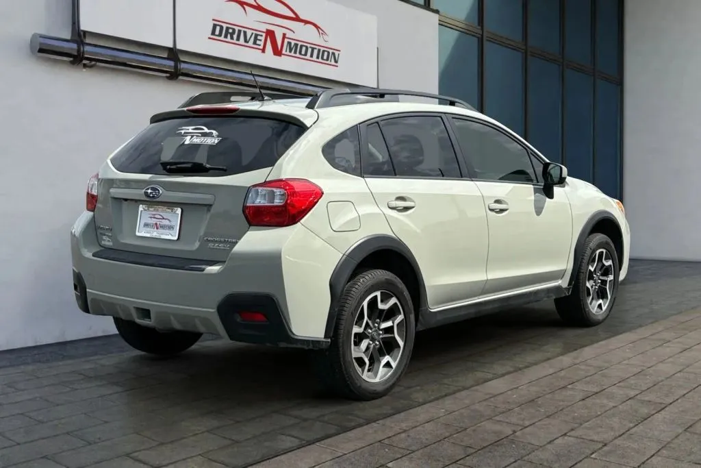 More photos of 2017 Subaru Crosstrek 2.0i Premium Sport Utility 4D at Drive N-Motion Thornton, CO