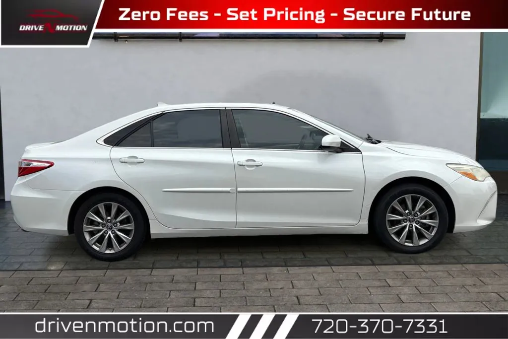 White 2015 Toyota Camry XLE Sedan 4D for sale in Thornton, CO