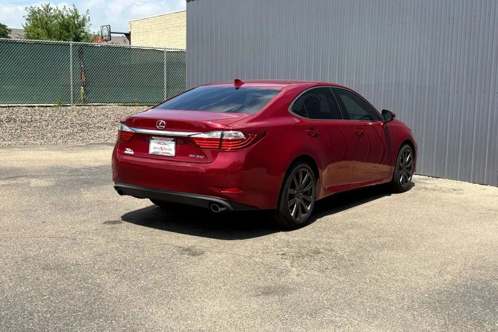 Another view of 2015 Lexus ES 350 Sedan 4D for sale in Thornton, CO at Drive N-Motion Thornton