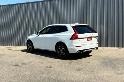 More photos of 2018 Volvo XC60 T6 R-Design Sport Utility 4D at Drive N-Motion Thornton, CO