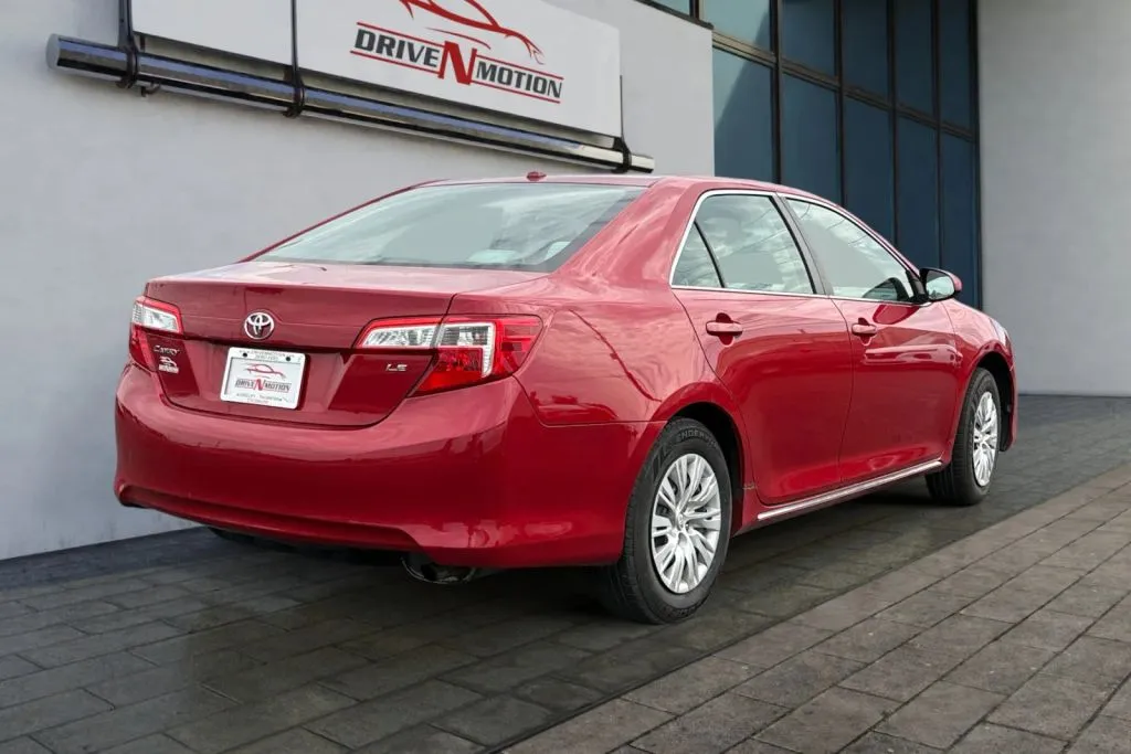 More photos of 2014 Toyota Camry LE Sedan 4D at Drive N-Motion Thornton, CO