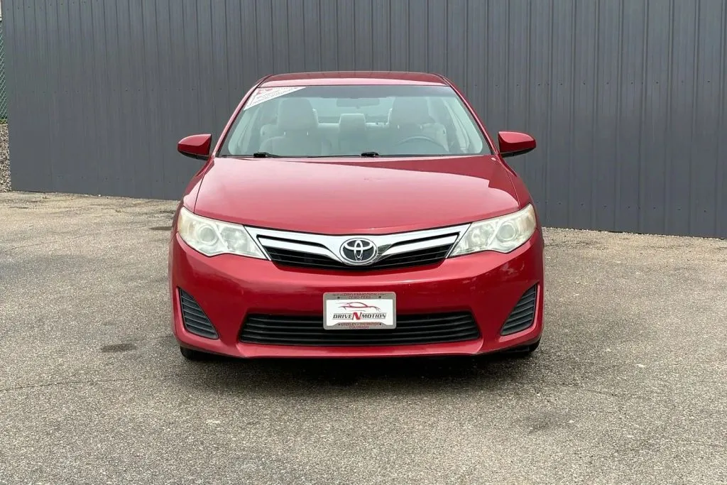 More photos of 2014 Toyota Camry LE Sedan 4D at Drive N-Motion Thornton, CO