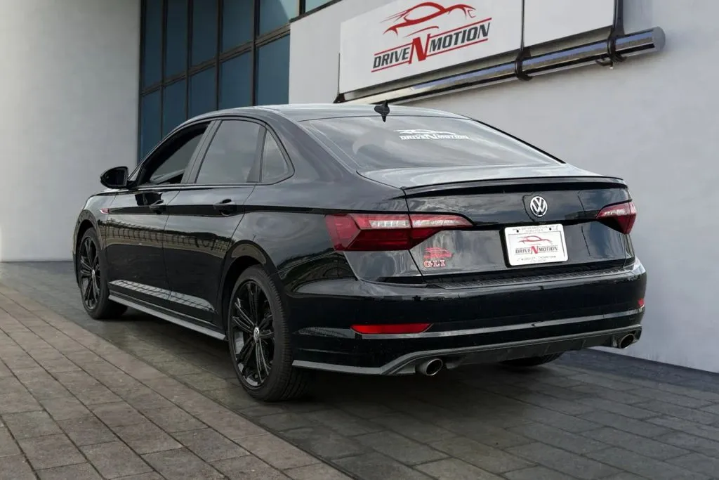 More photos of 2020 Volkswagen Jetta GLI Autobahn Sedan 4D at Drive N-Motion Thornton, CO