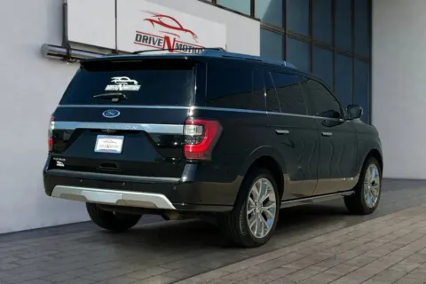 More photos of 2018 Ford Expedition Platinum Sport Utility 4D at Drive N-Motion Thornton, CO