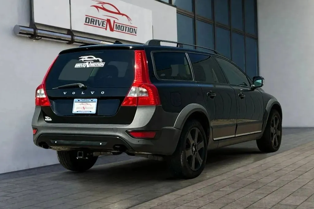 Another view of 2009 Volvo XC70 T6 Wagon 4D for sale in Thornton, CO at Drive N-Motion Thornton