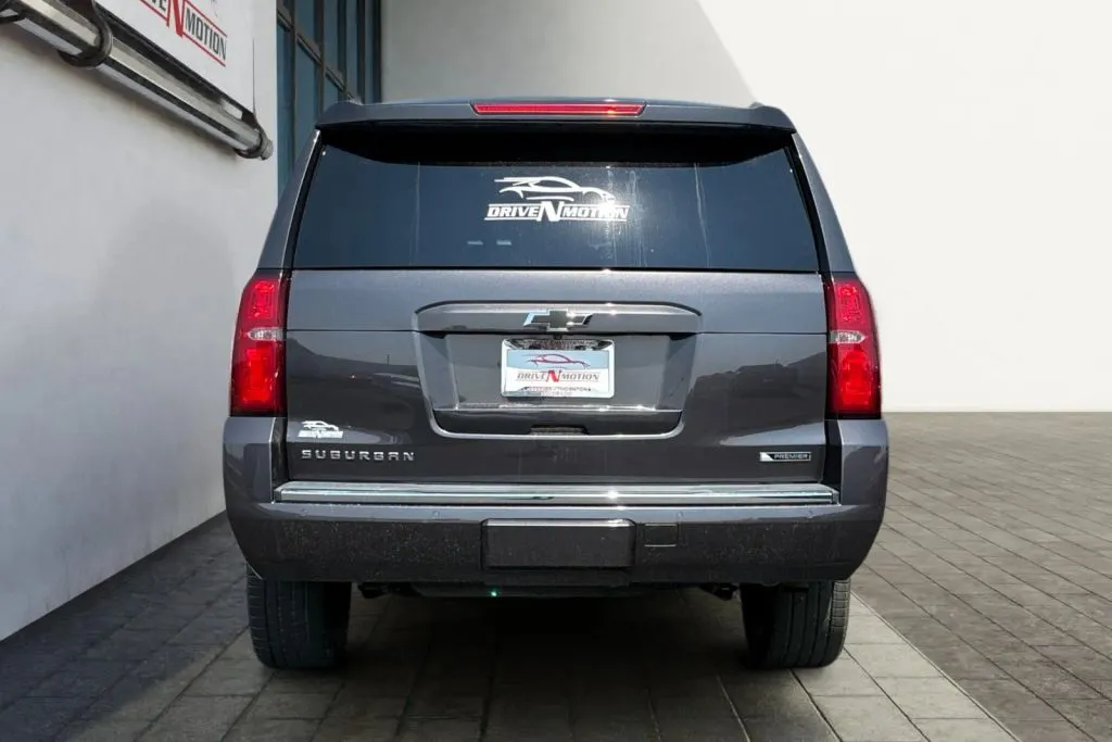More photos of 2017 Chevrolet Suburban Premier Sport Utility 4D at Drive N-Motion Thornton, CO