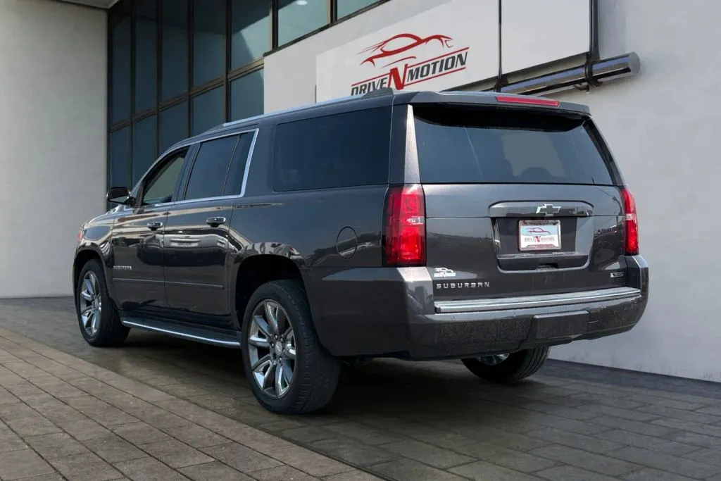 More photos of 2017 Chevrolet Suburban Premier Sport Utility 4D at Drive N-Motion Thornton, CO