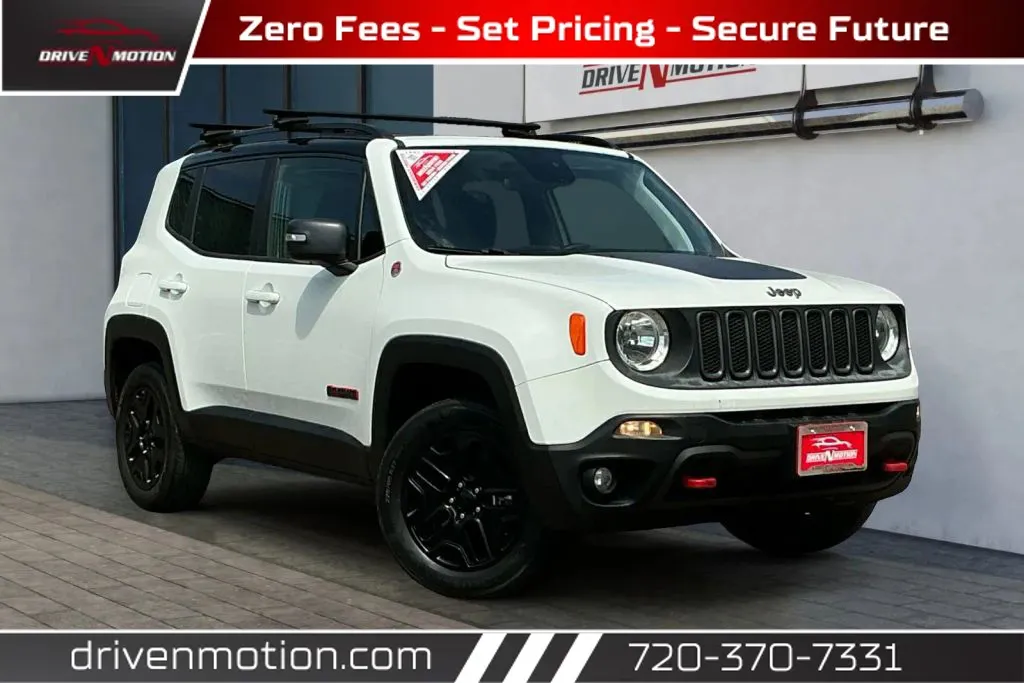 White 2018 Jeep Renegade Trailhawk Sport Utility 4D for sale in Thornton, CO