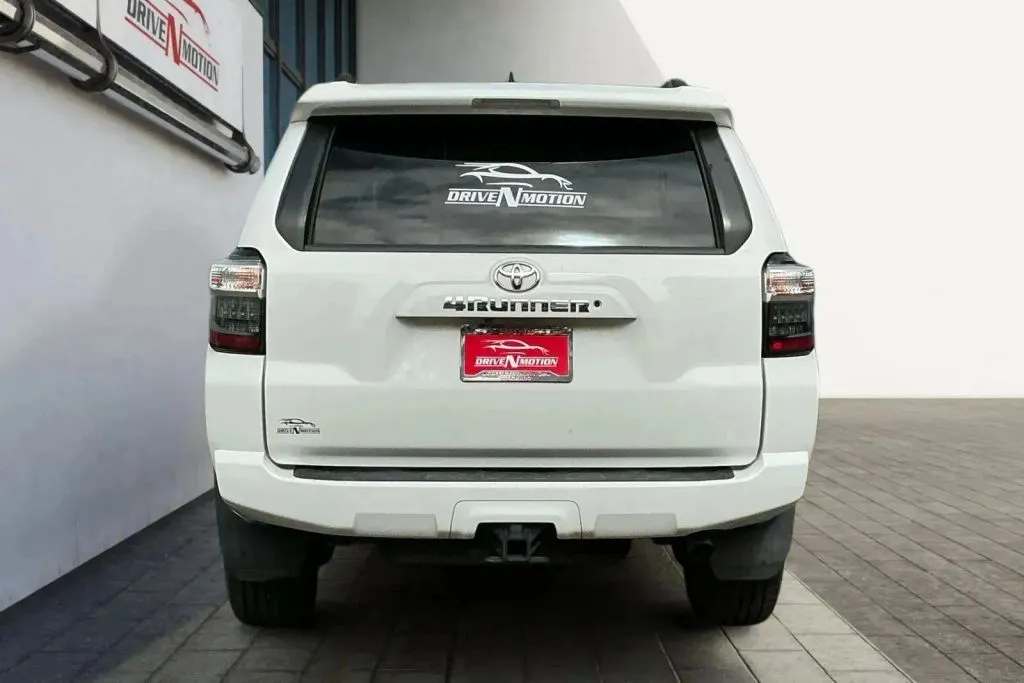 More photos of 2019 Toyota 4Runner SR5 Sport Utility 4D at Drive N-Motion Thornton, CO