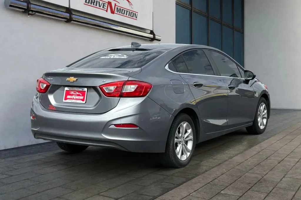 More photos of 2019 Chevrolet Cruze LT Sedan 4D at Drive N-Motion Thornton, CO