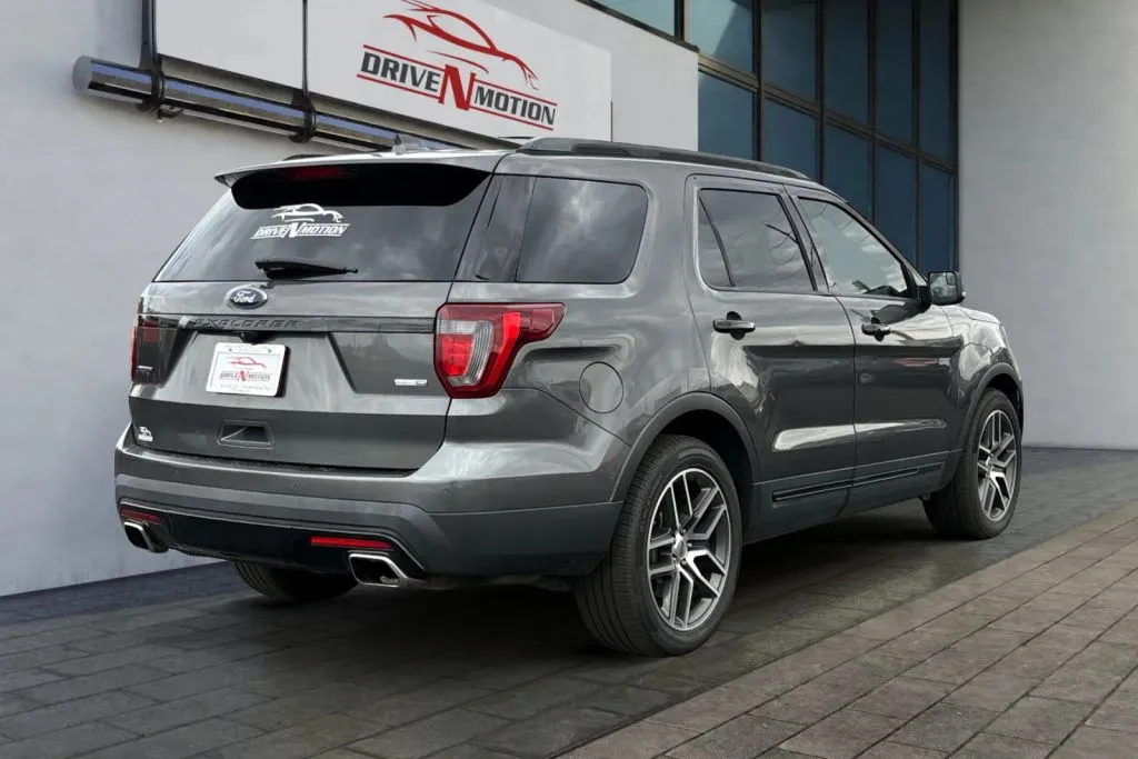 More photos of 2017 Ford Explorer Sport SUV 4D at Drive N-Motion Thornton, CO