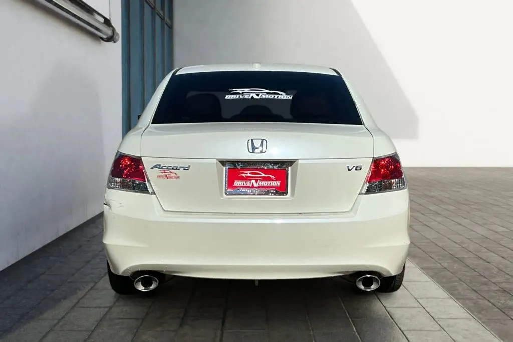 More photos of 2010 Honda Accord EX-L Sedan 4D at Drive N-Motion Thornton, CO