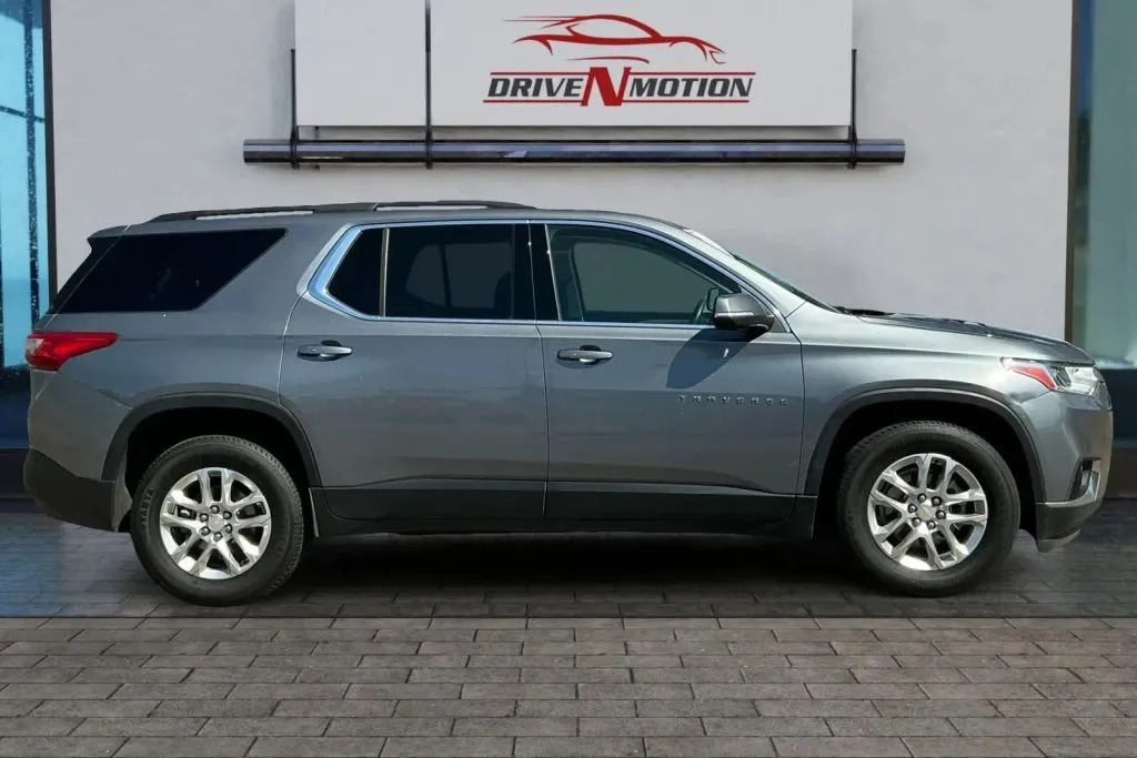 Another view of 2021 Chevrolet Traverse LT Sport Utility 4D for sale in Thornton, CO at Drive N-Motion Thornton