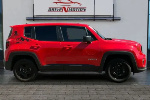 Another view of 2022 Jeep Renegade Sport SUV 4D for sale in Thornton, CO at Drive N-Motion Thornton