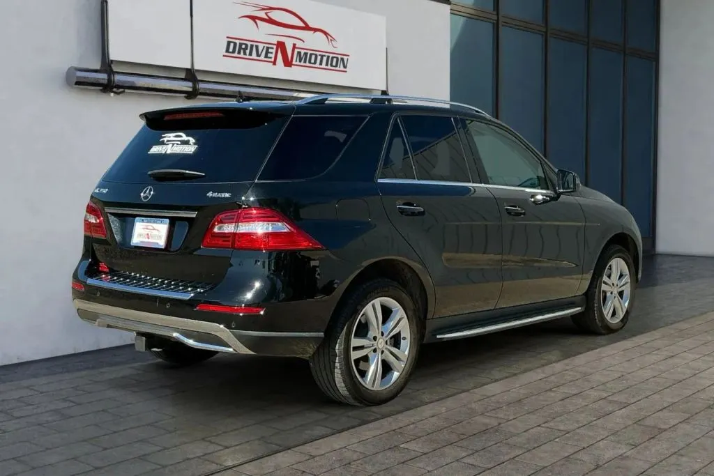 More photos of 2015 Mercedes-Benz M-Class ML 350 4MATIC Sport Utility 4D at Drive N-Motion Thornton, CO