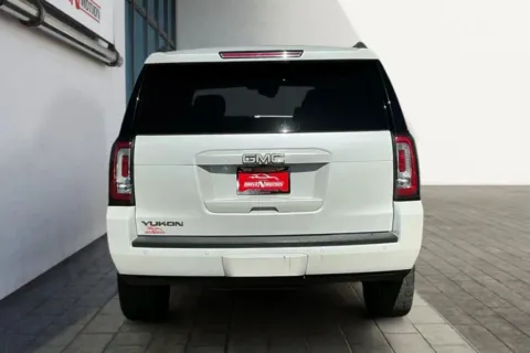 More photos of 2017 GMC Yukon SLT Sport Utility 4D at Drive N-Motion Thornton, CO