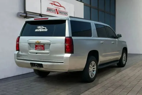 More photos of 2020 Chevrolet Suburban LT Sport Utility 4D at Drive N-Motion Thornton, CO